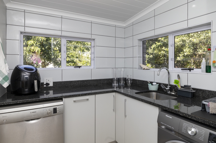 5 Bedroom Property for Sale in West Bank Eastern Cape